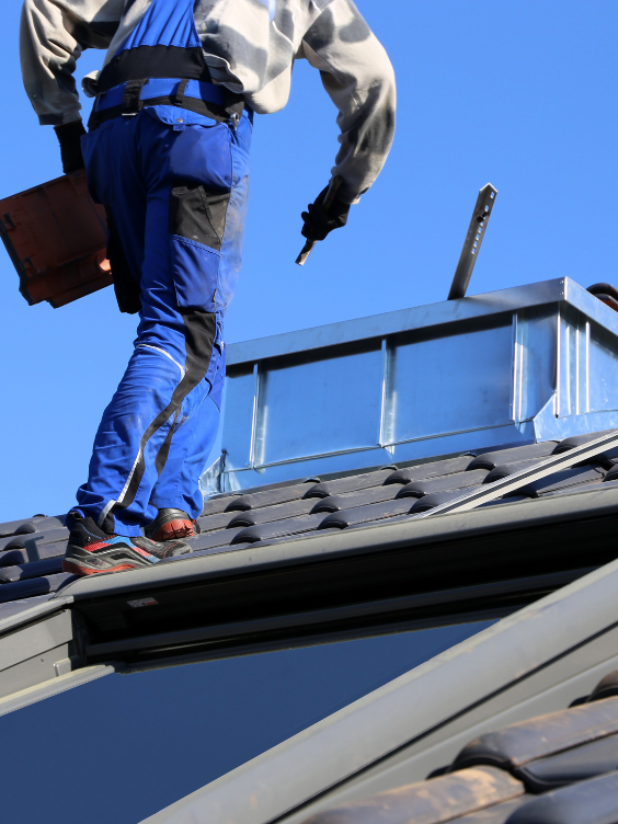 How a Commercial Roof Installation Works
